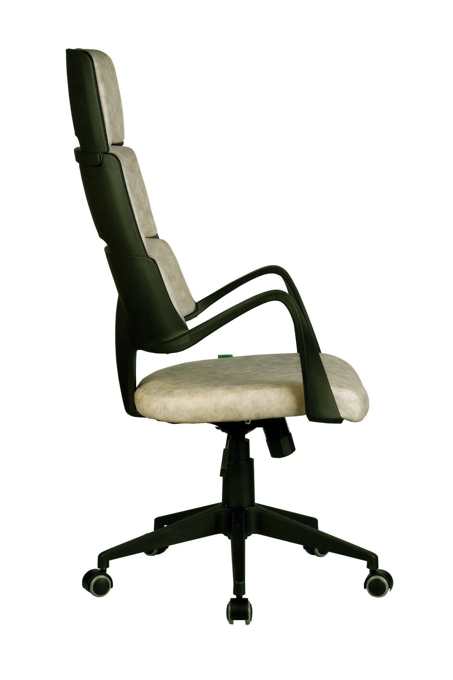 Кресло руководителя Riva Chair Sakura черный пластик